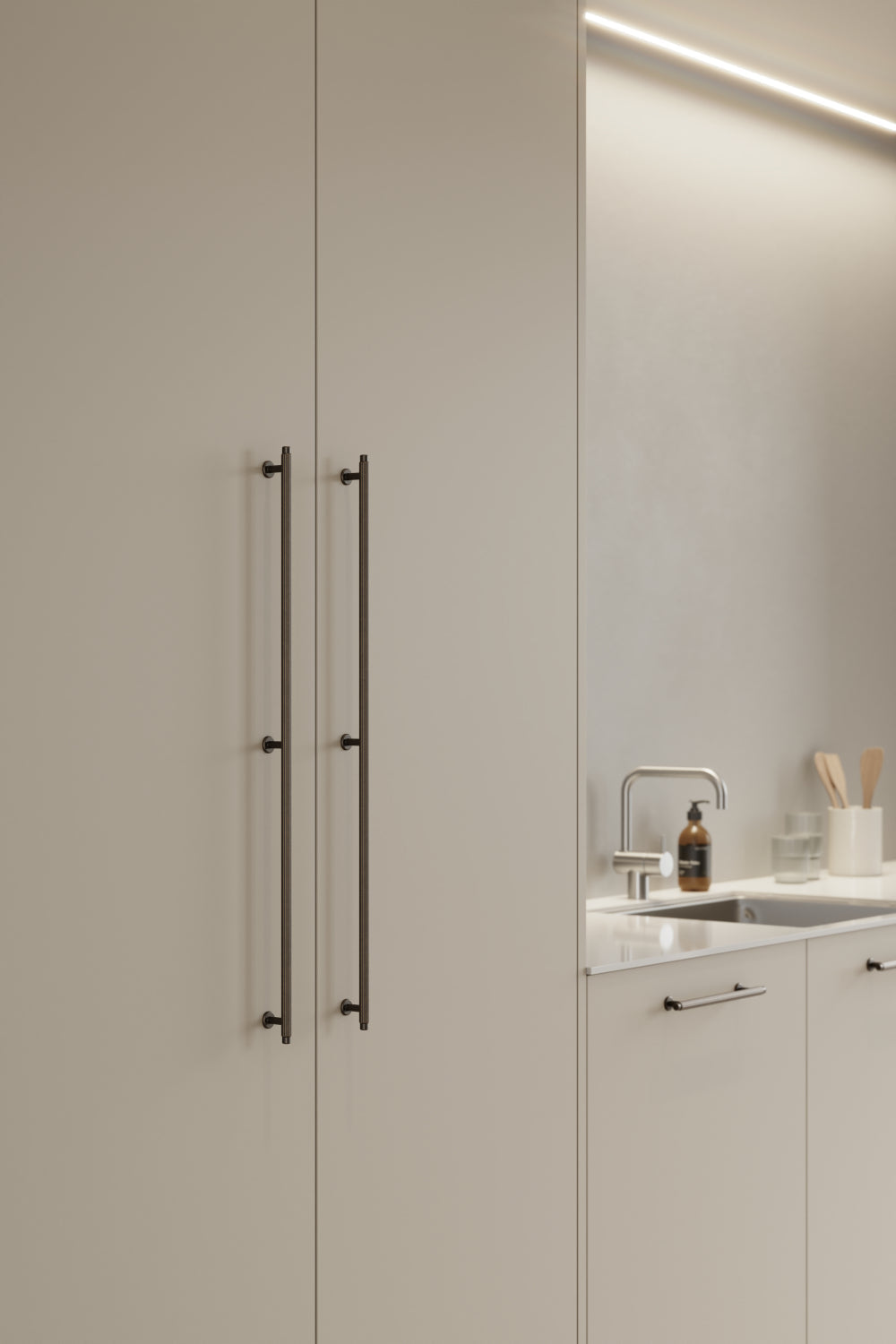 Dark Rubbed Bronze "Villa" Cabinet Knobs and Pulls | Fluted Cabinet Hardware
